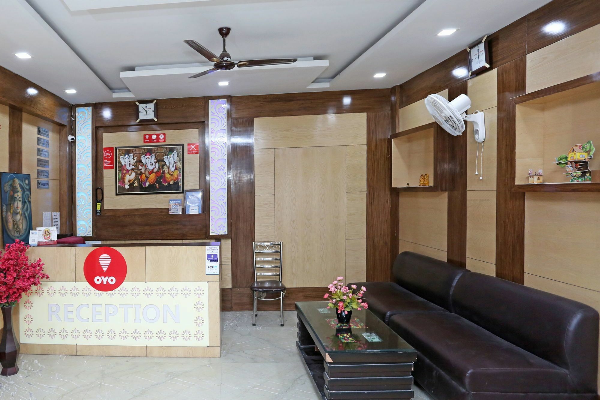 Hotel Oyo 9233 Lord Krishna 3*