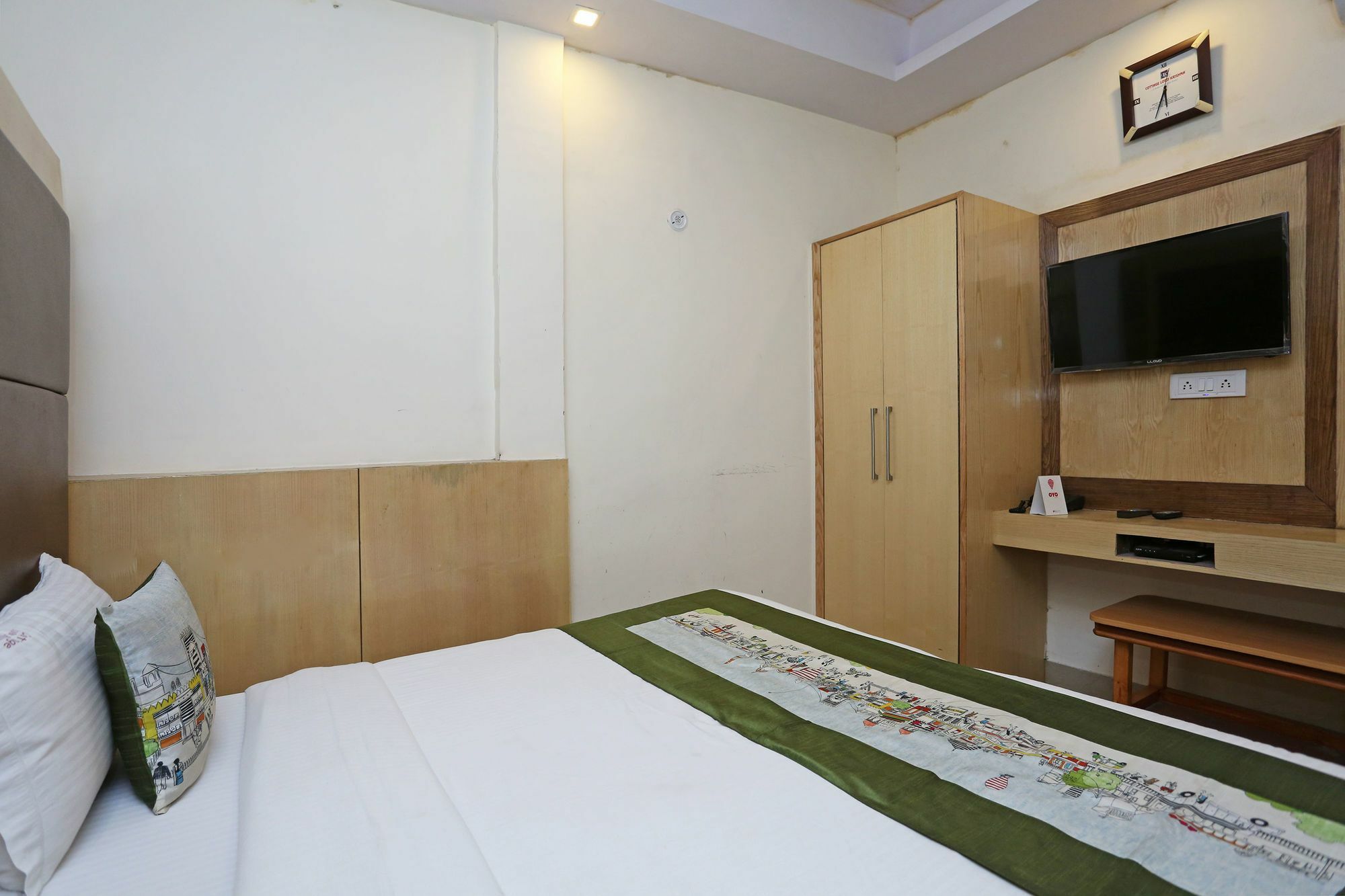 Hotel Oyo 9233 Lord Krishna