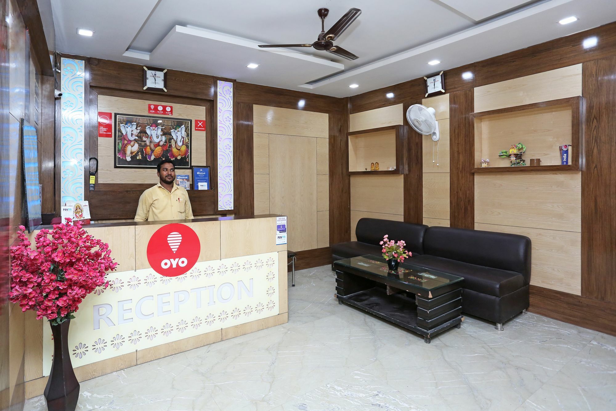 Oyo 9233 Lord Krishna 3* New Delhi
